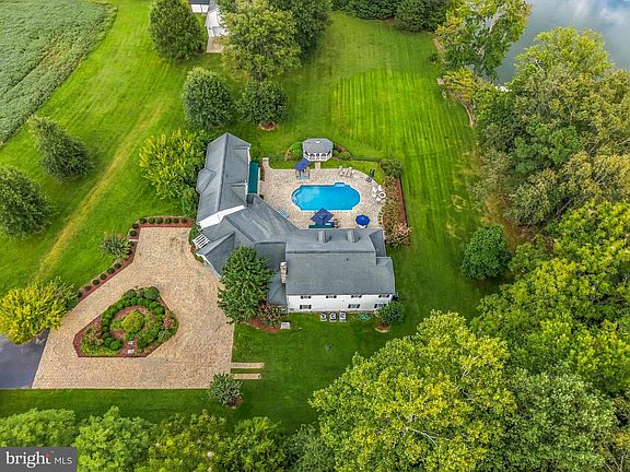 4th image of 38969 Hodges Rd