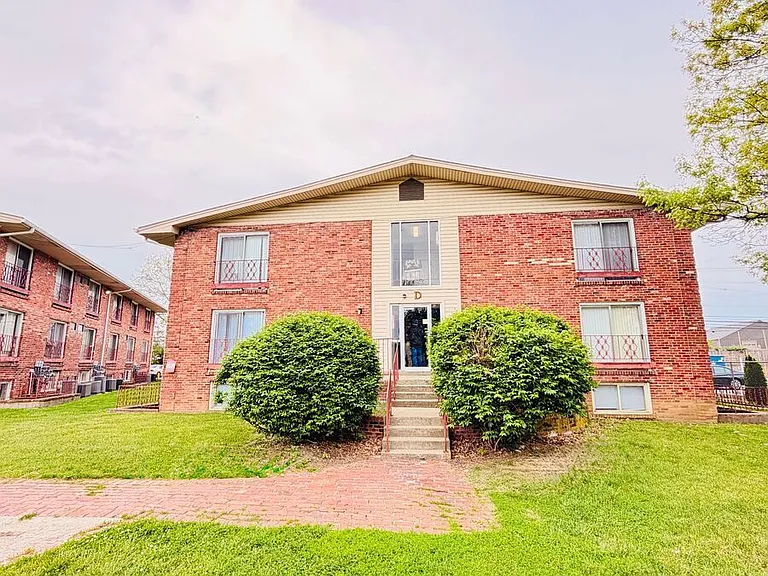 1708 Jennifer Road — Photo 18