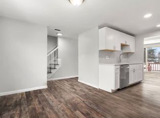 18 Christopher Dr, Methuen, MA 01844
