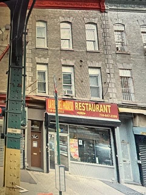 2nd image of 8029 Jamaica Ave