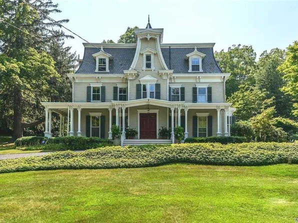 405 W Neck Rd, Lloyd Harbor, NY 11743