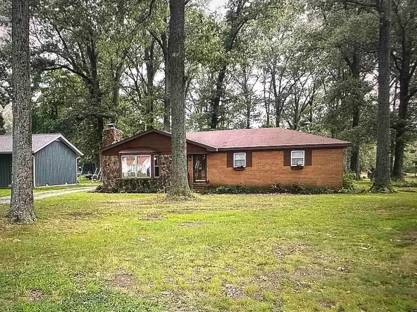 1122 Harrison Rd, Martin, TN 38237