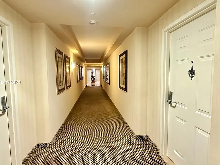 19501 W Country Club Dr #1212 — Photo 51