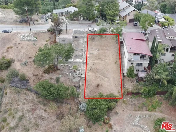 9467 Reverie Rd, Tujunga, CA 91042