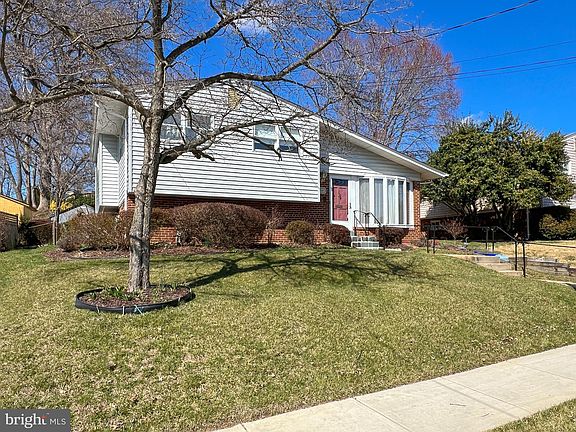 2nd image of 12806 Weiss St