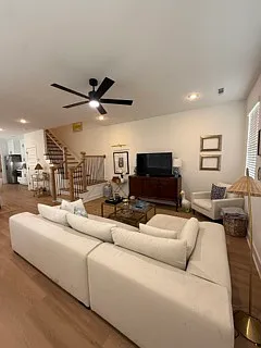 1611 Brooks Ave #1 — Photo 2