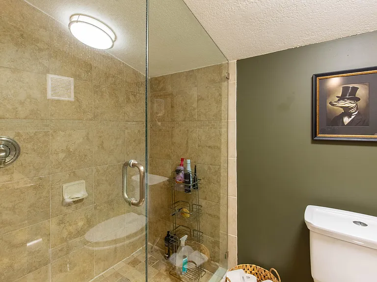210 Malverne Rd — Photo 27