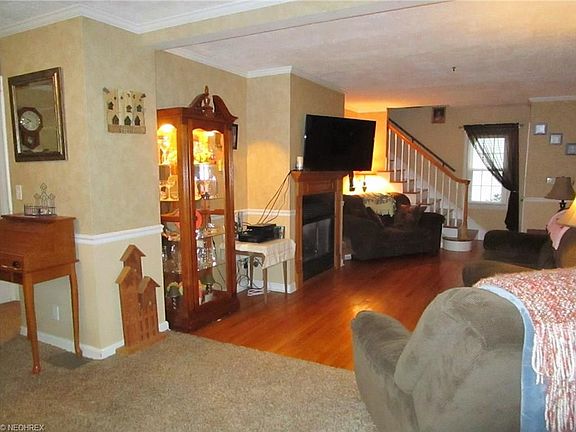 3rd image of 4119 Fargo Dr