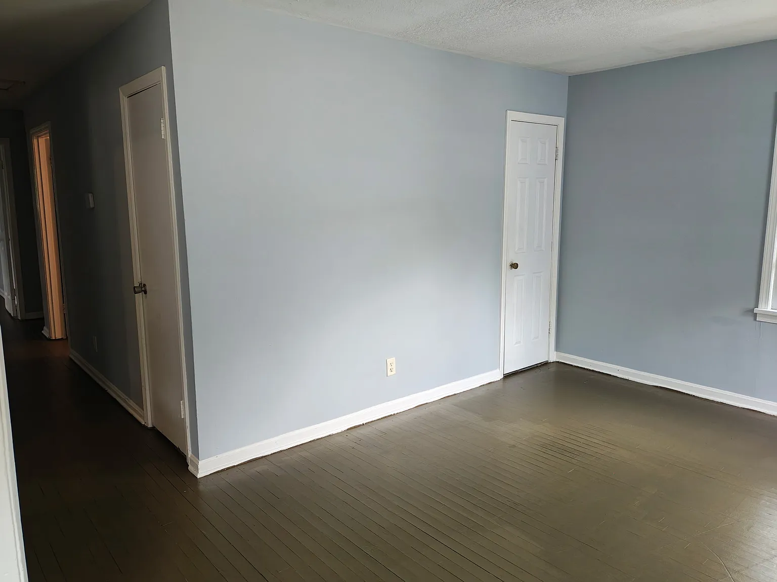 3 bed, 1008 sqft, $1,250 — Photo 3