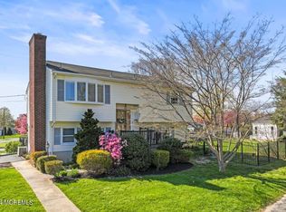 21 E Walnut Pl, West Long Branch, NJ 07764