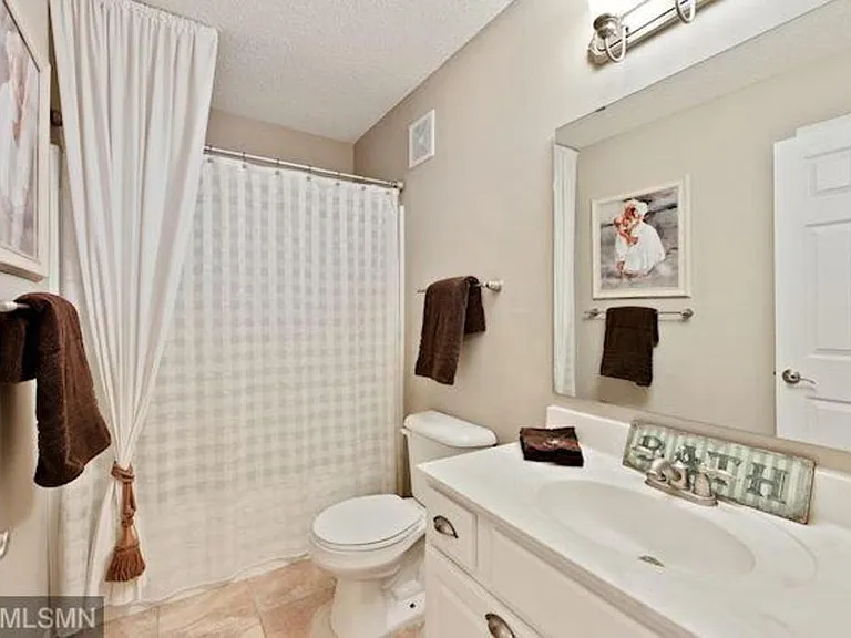 11170 Sandcastle Dr #A — Photo 22