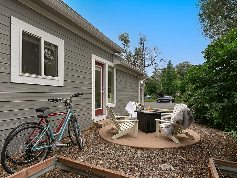455 N Sherwood St — Photo 25
