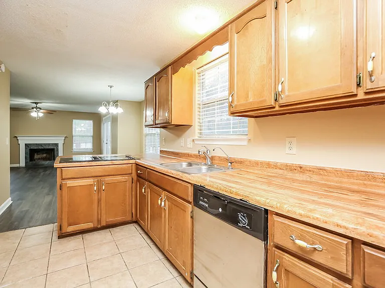 165 Bill Stewart Blvd — Photo 7