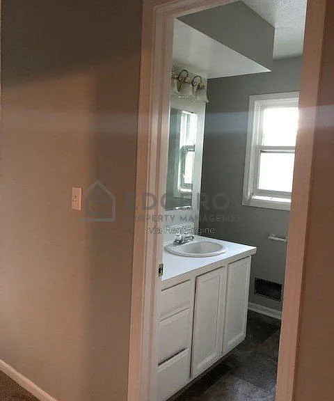 3700 Kalamazoo Ave SE — Photo 12