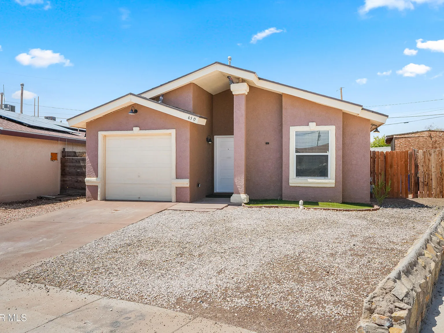 5 bed, 2.0 bath, 1189 sqft, $1,750 — Photo 3