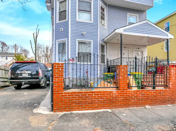 27 Walnut Ave #2, Waterbury, CT 06704