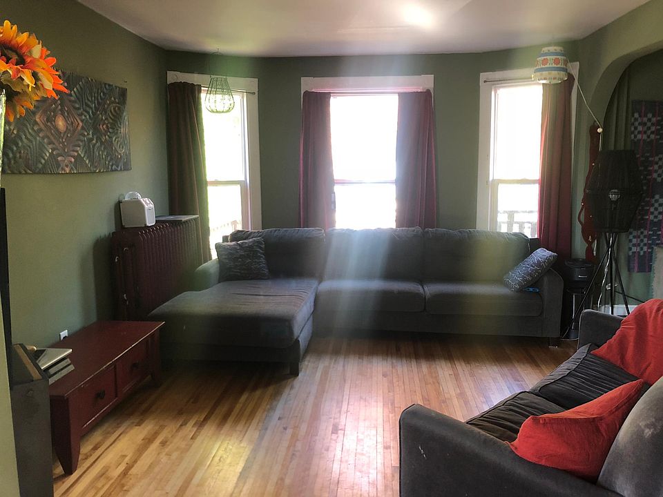 1st image of 874 Ashland Ave #2