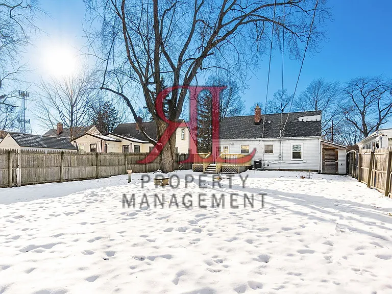 3400 Eisenhower Rd — Photo 35