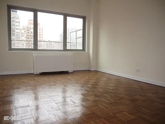 Rented by Citi Habitats | media 4