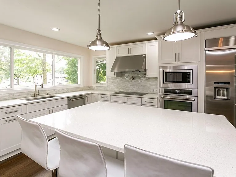 2 Monument Pl — Photo 9