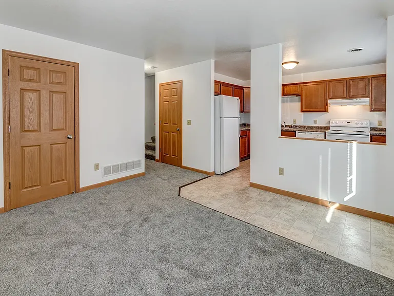 Valley View Estates — Photo 3