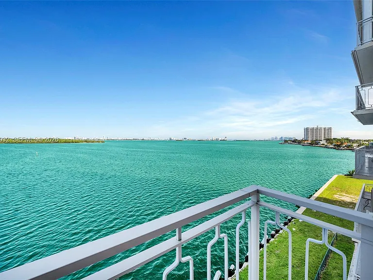 11111 Biscayne Blvd #5A — Photo 14