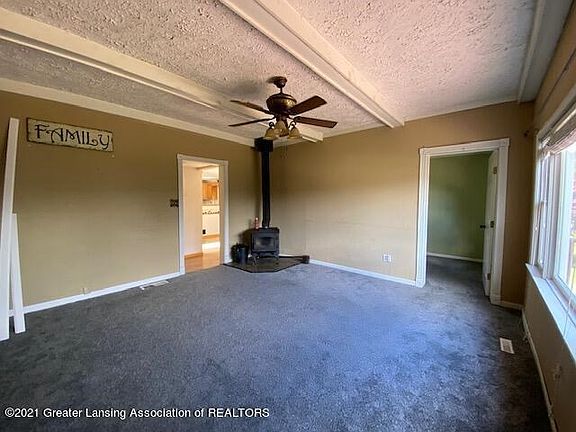 5th image of 238 S Church St