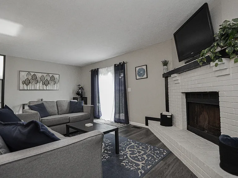 453 Silverlake Ave #453 — Photo 6