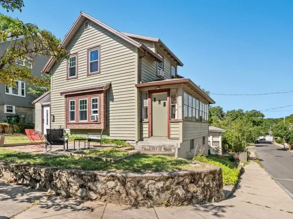 69 Foss St, Medford, MA 02155