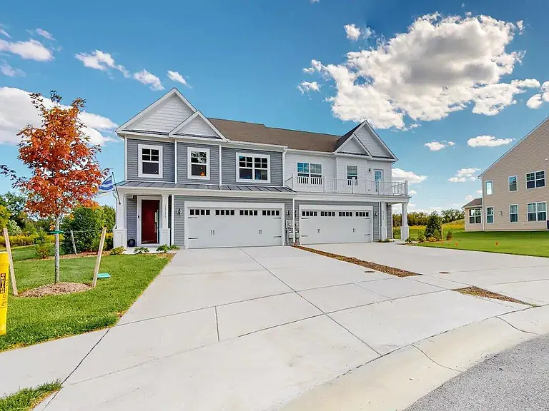 33176 Oyster Cove Dr — Photo 1
