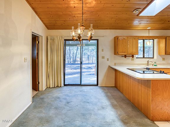 4th image of 2269 Lockwood Dr