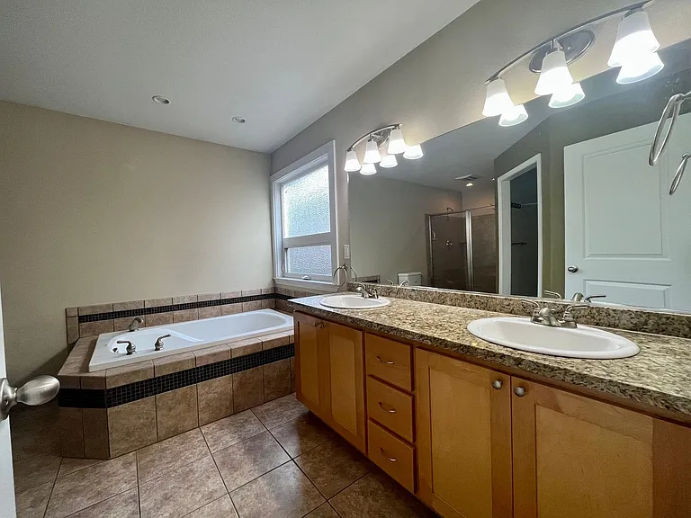 2338 Alfred Cir — Photo 3
