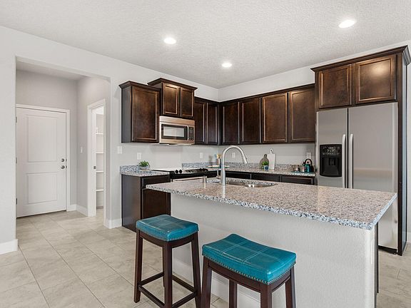 4th image of 1886 Sunrise Ln SE
