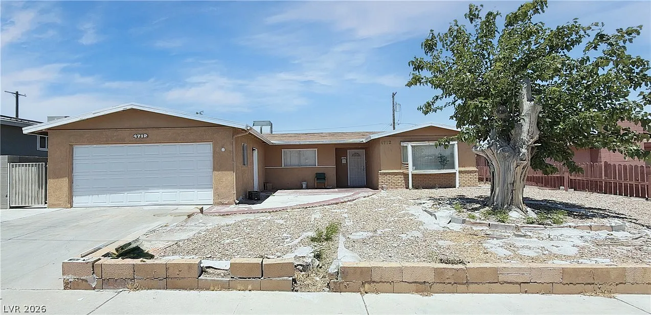 3 bed, 2.0 bath, 1581 sqft, $1,750 — Photo 2