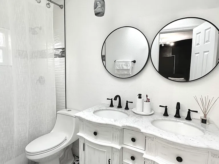 2610 SW 36th Dr — Photo 27