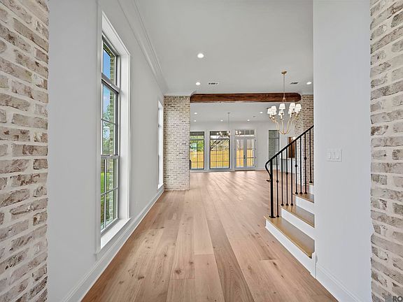 5th image of 1752 Ville Marie St