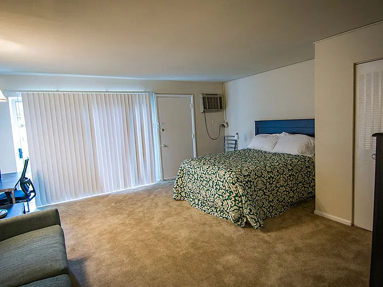 Crane Village Apartments — Photo 43