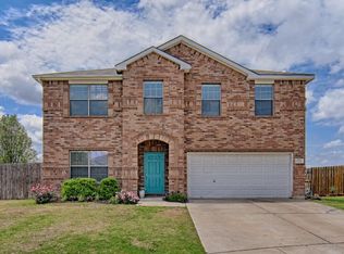 504 Fossil Lake Ct, Arlington, TX 76002