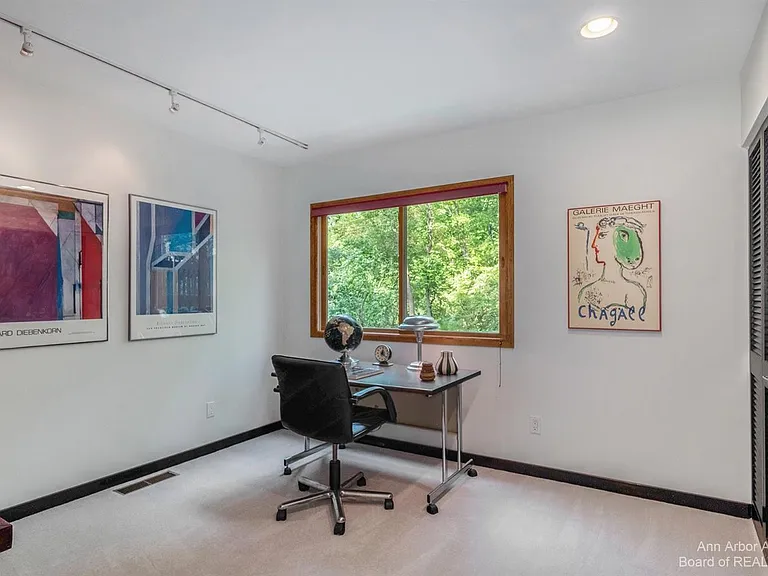 16 Harvard Pl — Photo 16