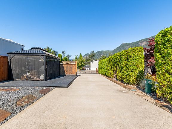 5th image of 1383 Silver Sands Rd #30
