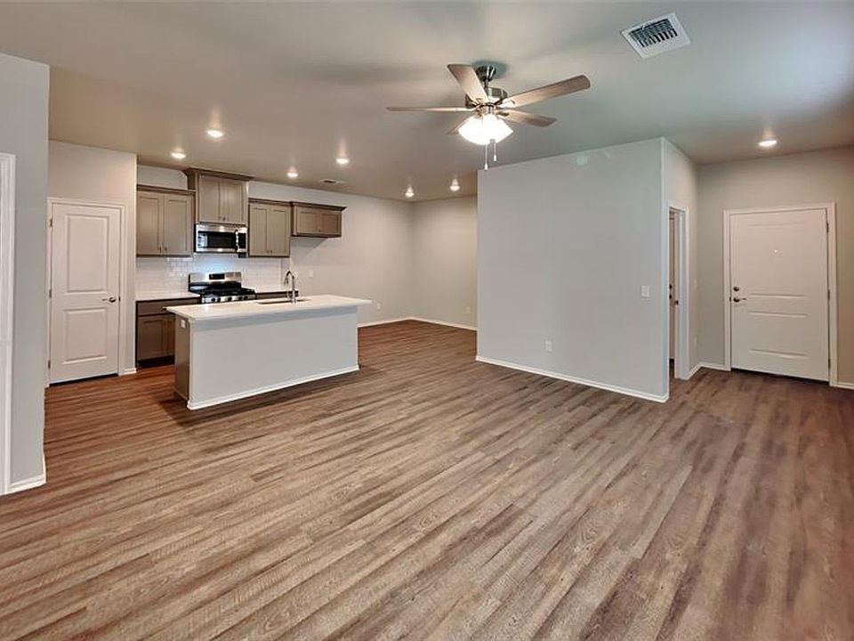 1st image of 9337 NW 125th St