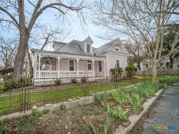 118 S Mitchell St, San Marcos, TX 78666