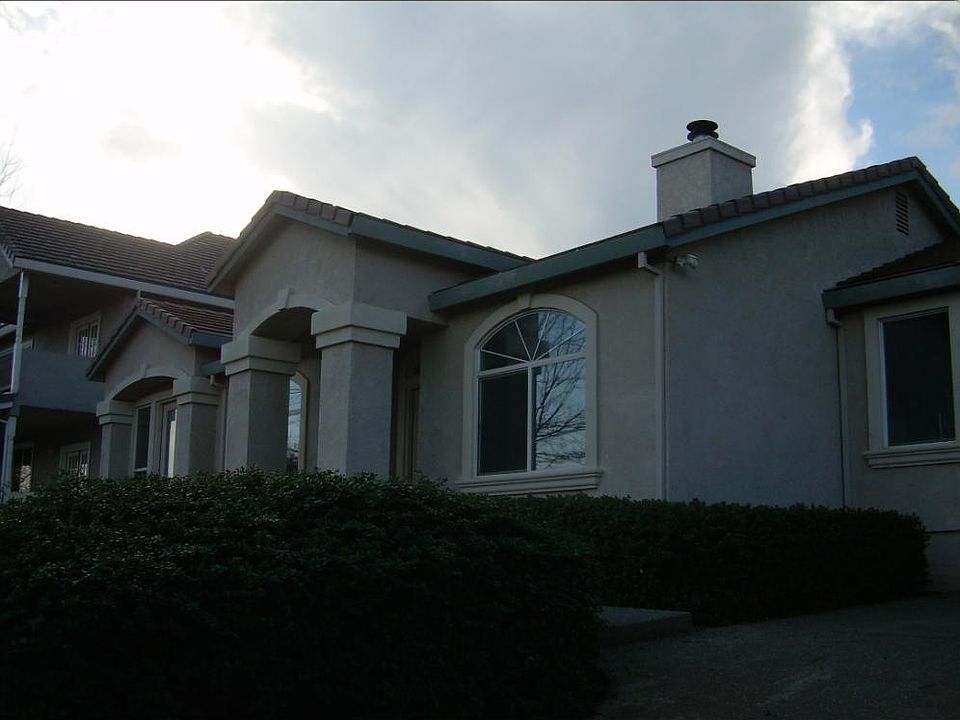 2nd image of 1850 Calaveras Dr