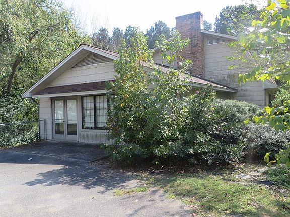 2nd image of 15995 Highway 425 N