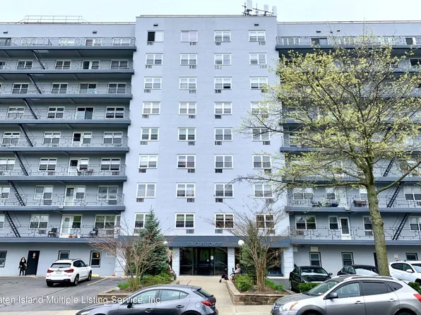 20 Cliff St APT 3D, Staten Island, NY 10305