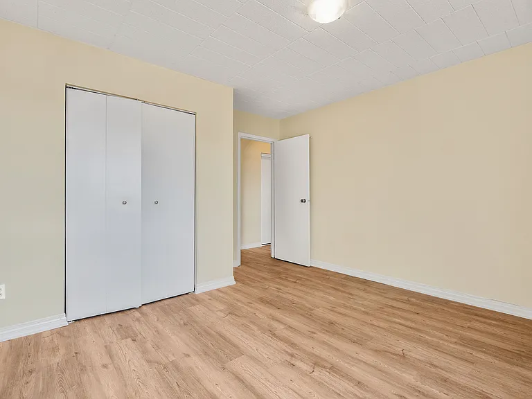 275 Askin Ave — Photo 16