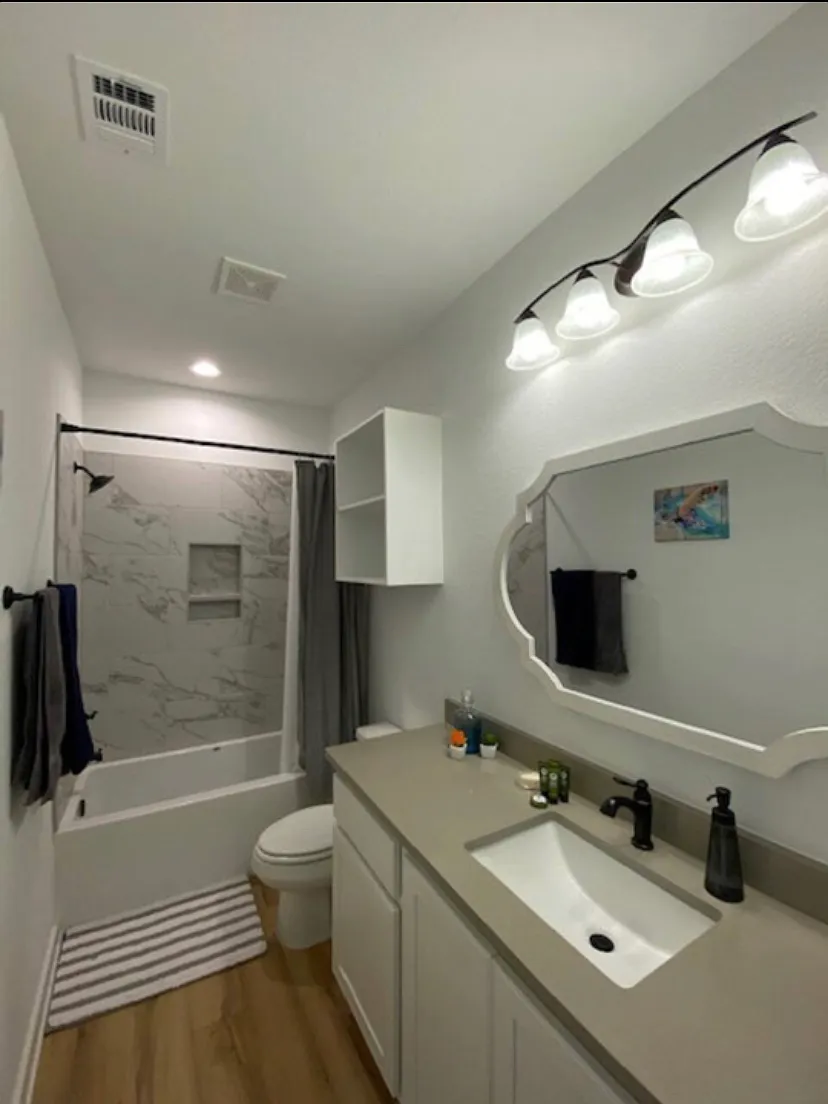 3 bed, 1643 sqft, $2,200 — Photo 4