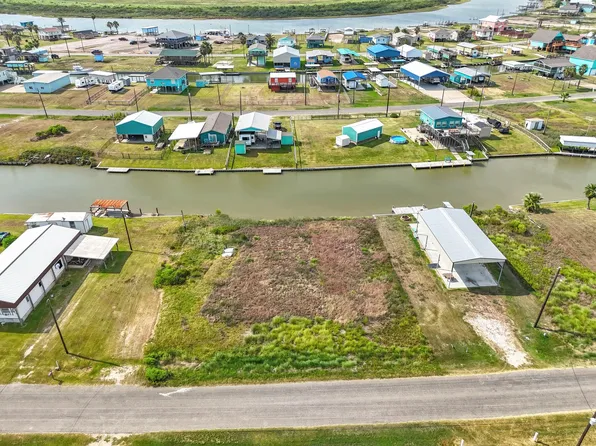 234 Th Cres #204, Bay City, TX 77414