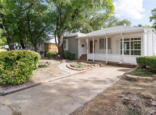 1129 Birch Dr, Grand Prairie, TX 75050