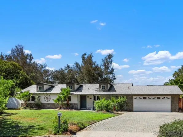 1140 Cloverleaf Dr, El Cajon, CA 92019